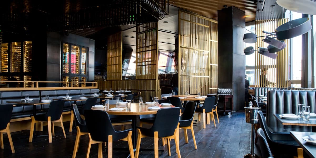 Restaurant entrance with guests waiting